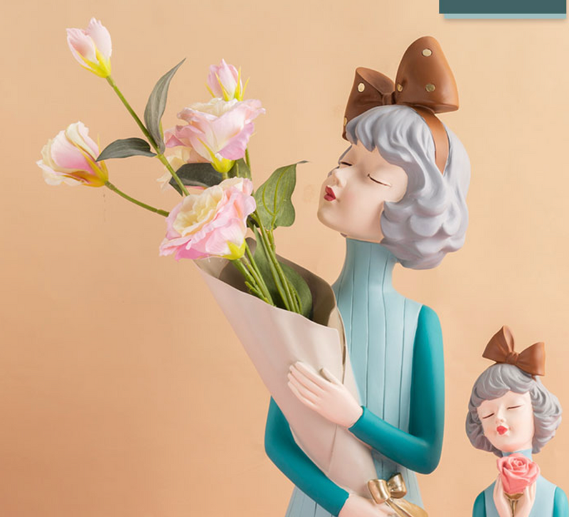 birthday gift idea- girl statue bouquet vase blue